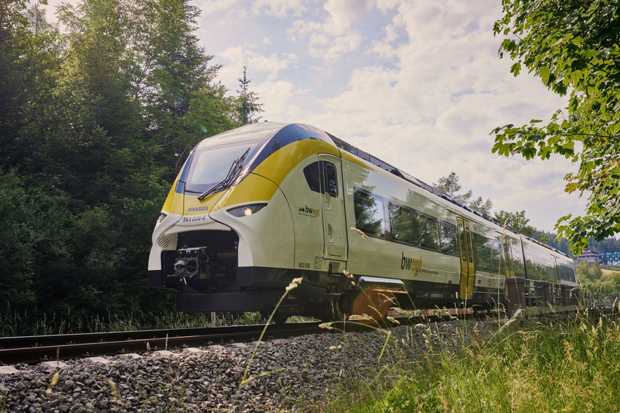 Batterie statt Diesel – Die ersten Züge nehmen in der Ortenau den Fahrgastbetrieb auf